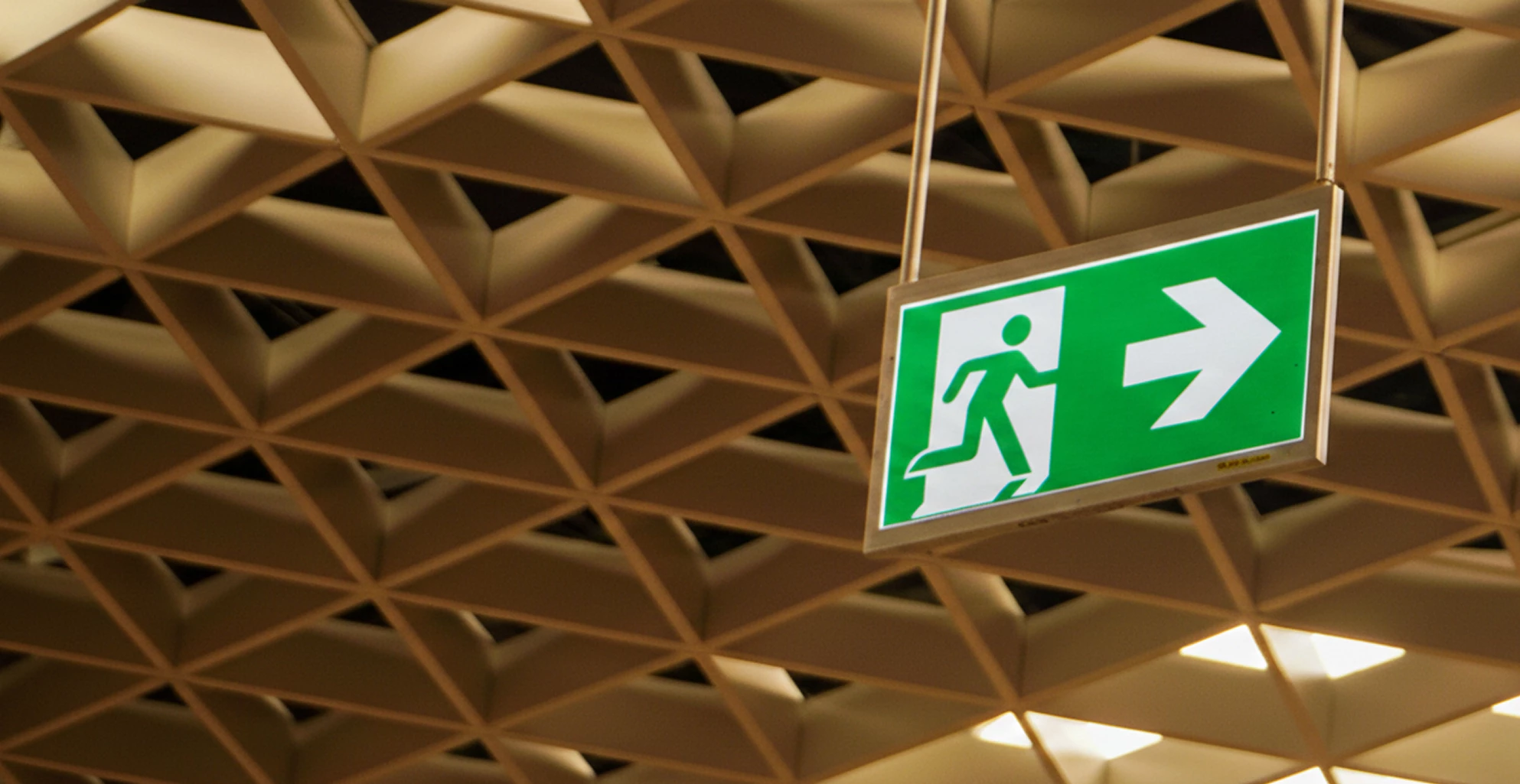 FOND-PORTE-PANNEAUX-EXIT-SIGNAGRAV